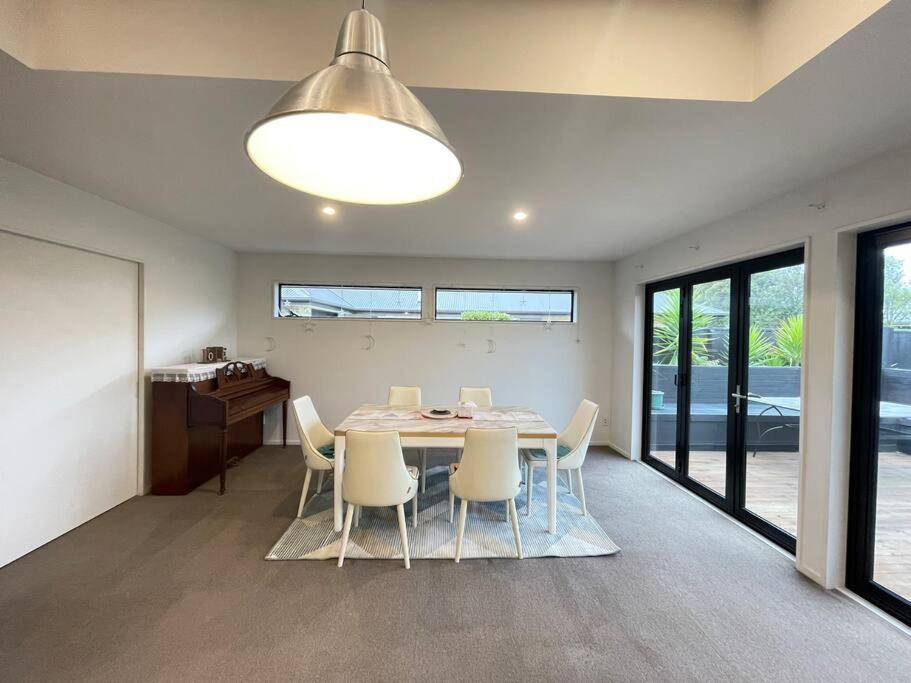 Spacious 4 Bed Family Home Christchurch Exterior foto